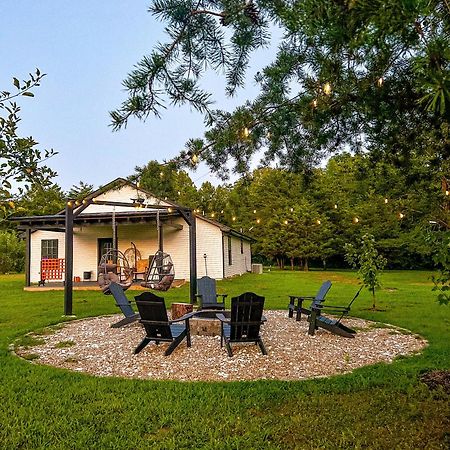 Southern Charm 3Br Fire Pit Pool Table 7Beds เซอเวียร์วีล ภายนอก รูปภาพ