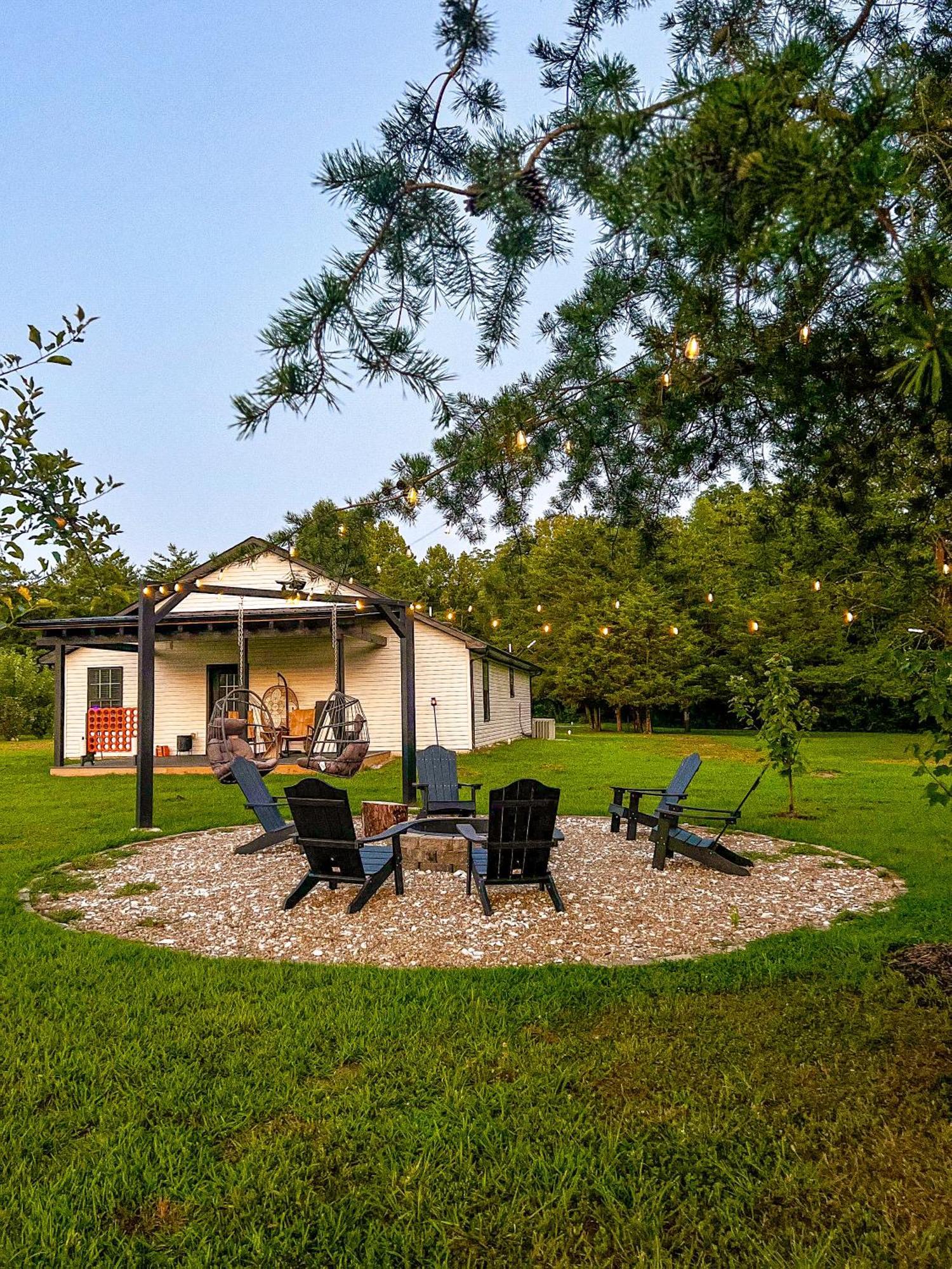Southern Charm 3Br Fire Pit Pool Table 7Beds เซอเวียร์วีล ภายนอก รูปภาพ