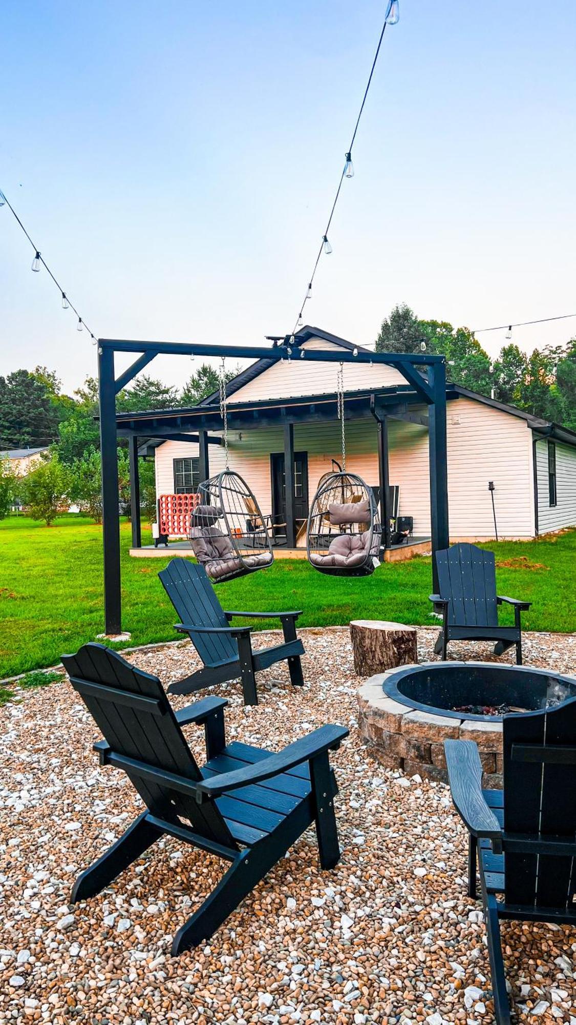 Southern Charm 3Br Fire Pit Pool Table 7Beds เซอเวียร์วีล ภายนอก รูปภาพ